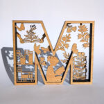 Letra M Personalizada + Amor a los libros